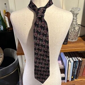Elegant Karl Lagerfeld Patterned Tie for Men